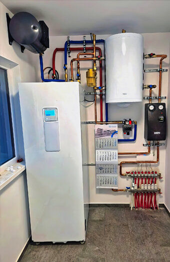 https://westperthhotwater.com.au/uploads/2025/06/electric-hot-water-system-16929.jpg